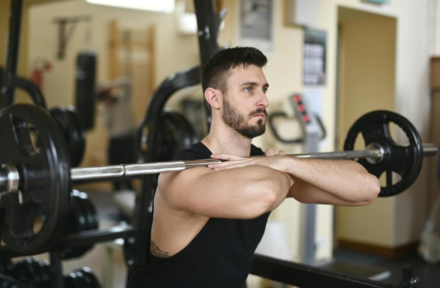 Sesión de entrenamiento crossfit en instalaciones de Lejewoj